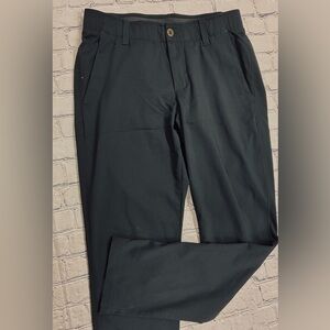 UNDER ARMOUR mens size 30x30 golf pants